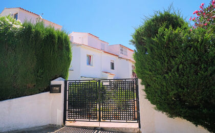 Photos